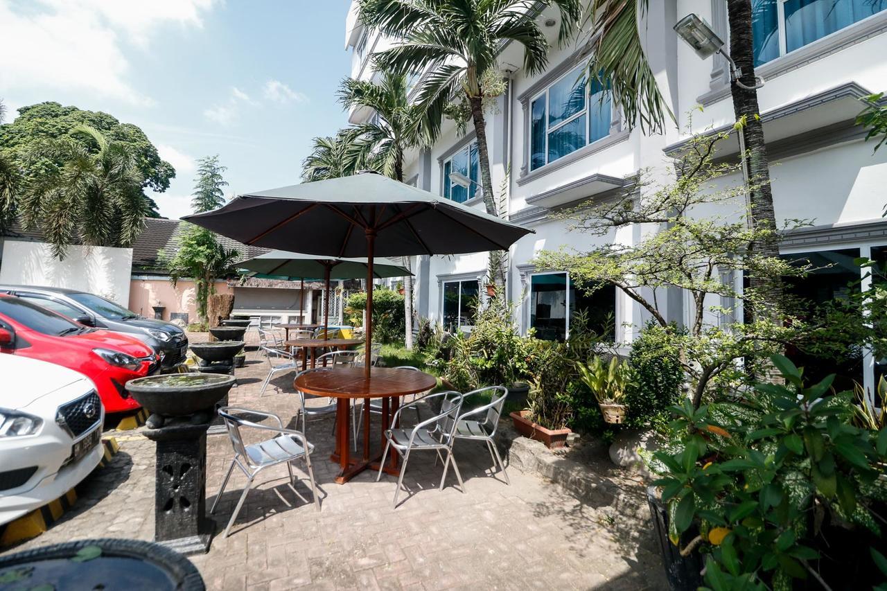 Reddoorz Plus @ Jalan Dr Sutomo بيكانبارو المظهر الخارجي الصورة