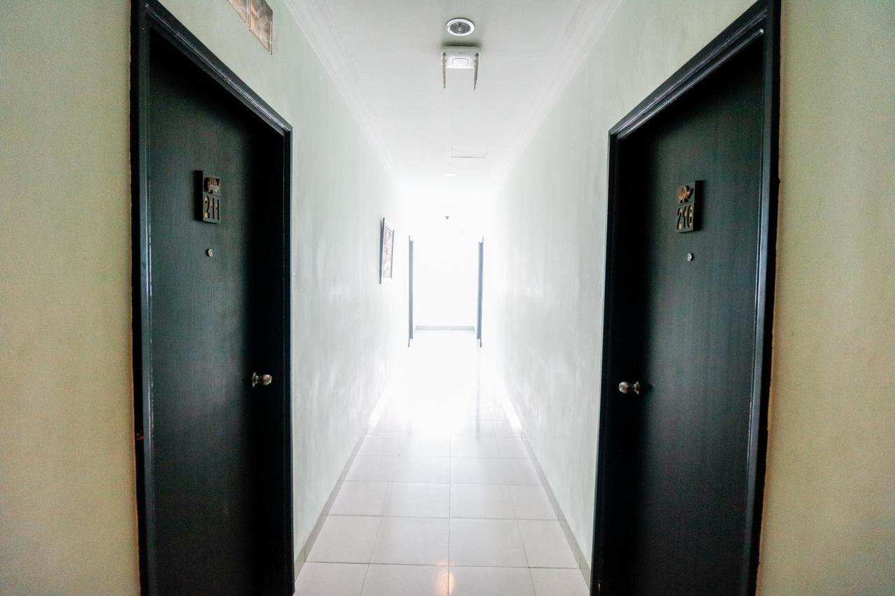 Reddoorz Plus @ Jalan Dr Sutomo بيكانبارو المظهر الخارجي الصورة